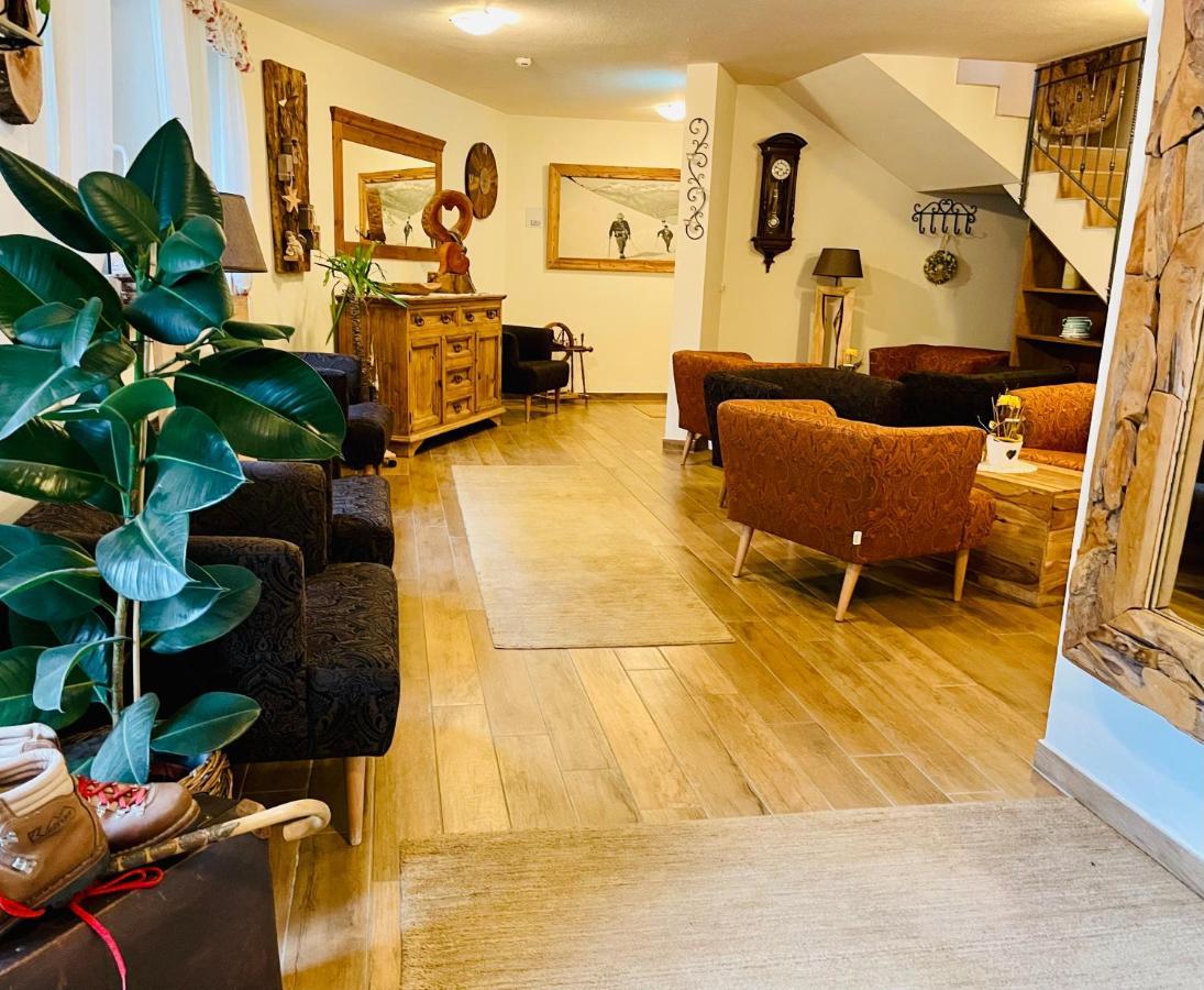 Hotel Alta Vista Neukirchen am Großvenediger Dış mekan fotoğraf