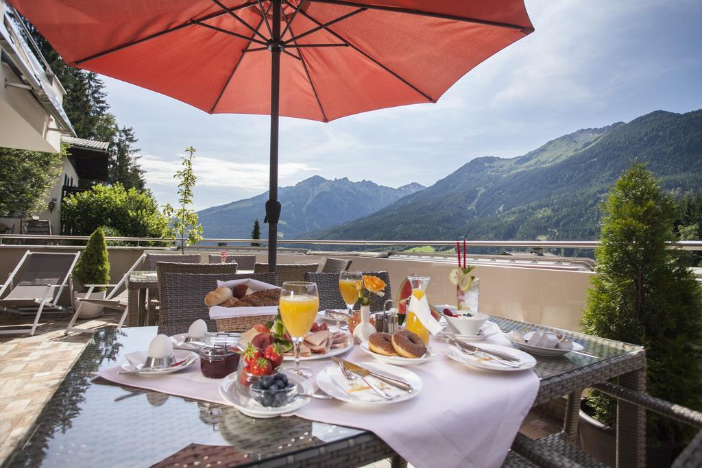Hotel Alta Vista Neukirchen am Großvenediger Dış mekan fotoğraf